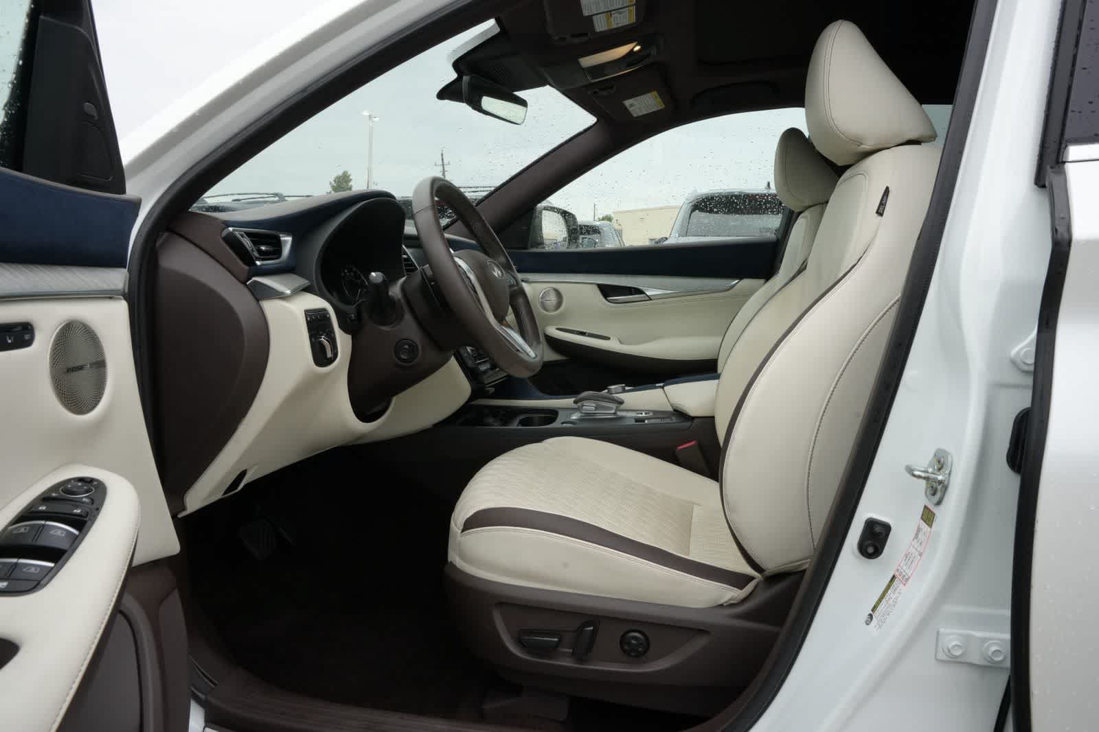 Certified 2024 INFINITI QX50 Autograph w/ Accent Package AWD/4WD image 17