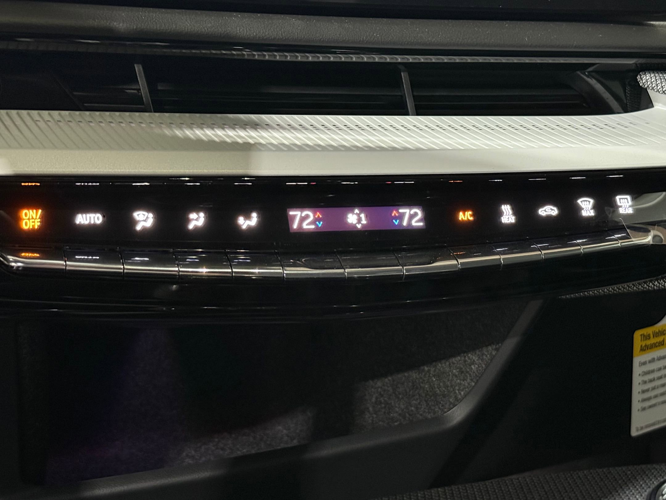 New 2026 Cadillac Optiq Sport 1 image 32