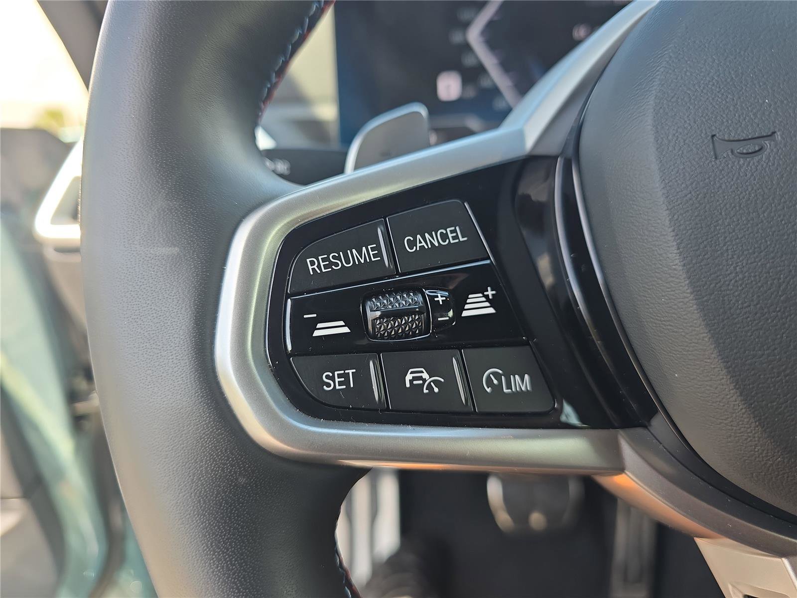 Used 2025 BMW M440i Convertible image 24