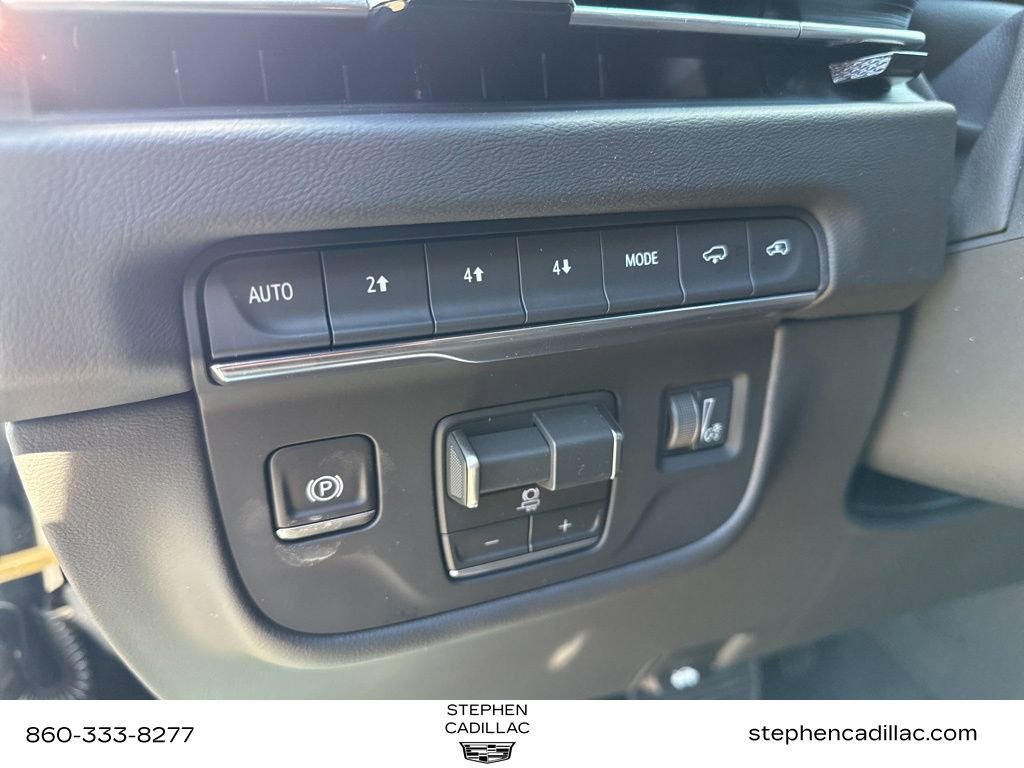 New 2026 Cadillac Escalade Luxury w/ Touring Package image 16