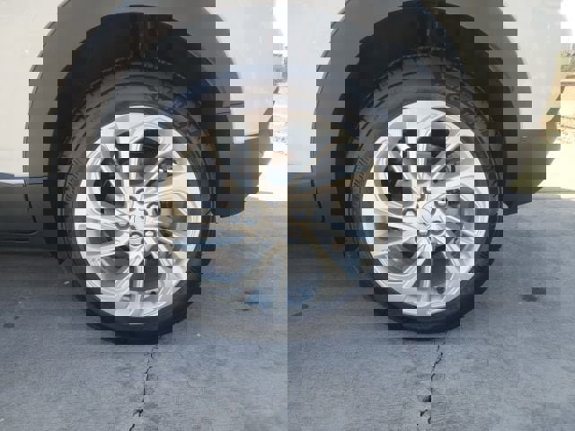 New 2027 Chevrolet Bolt LT w/ Comfort Package image 12