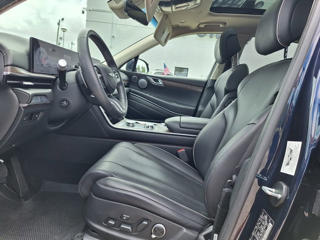 Used 2025 Genesis GV80 2.5T Prestige image 9