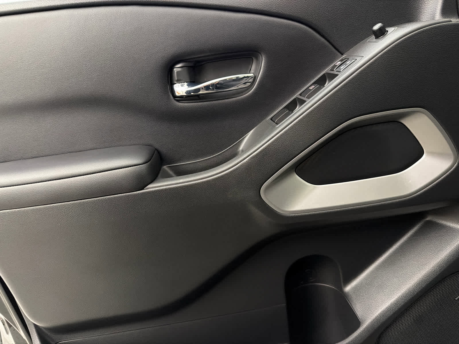 New 2025 Nissan Frontier SV w/ SV Convenience Package image 22