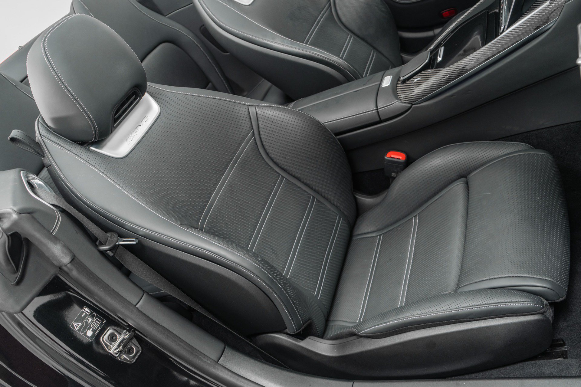 Used 2023 Mercedes-Benz SL 63 AMG 4MATIC image 25