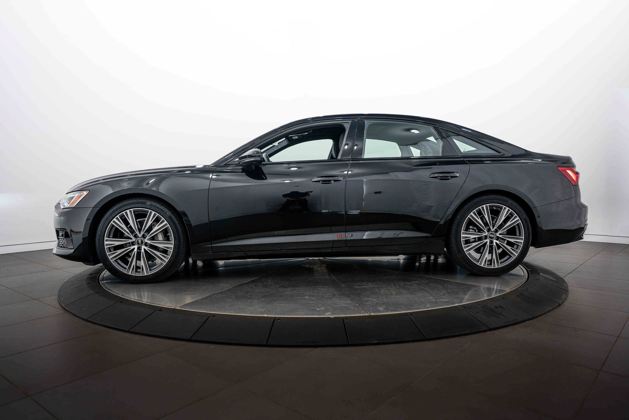 Certified 2023 Audi A6 Premium Plus w/ Premium Plus Package AWD/4WD image 6