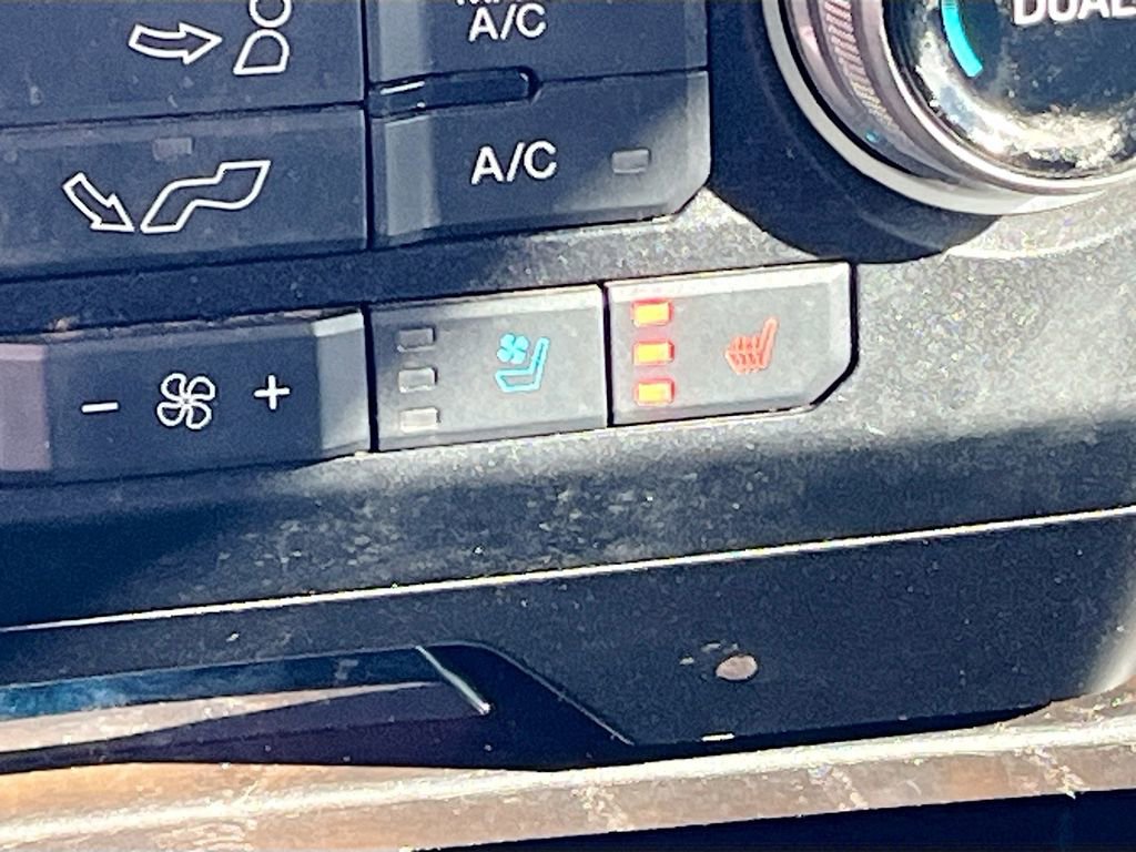 Used 2020 Ford F150 Limited w/ Trailer Tow Package image 21