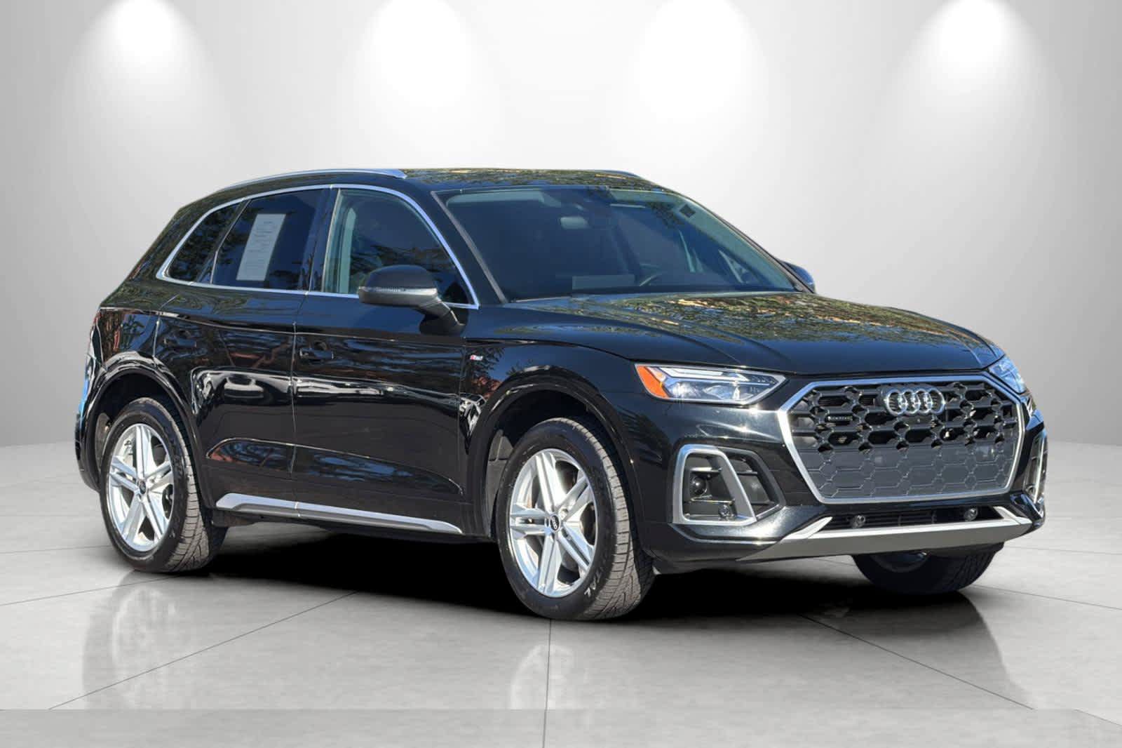 Used 2021 Audi Q5 e Premium Plus w/ Premium Plus Package AWD/4WD image 9