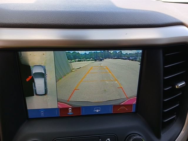 Used 2018 GMC Acadia Denali w/ Technology Package AWD/4WD image 39