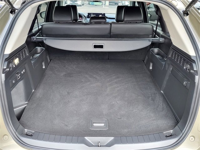 Used 2025 MAZDA CX-70 Plug-In Hybrid w/ Premium Pkg image 23
