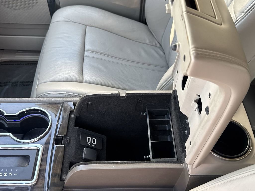 Used 2016 Lincoln Navigator L Select image 24