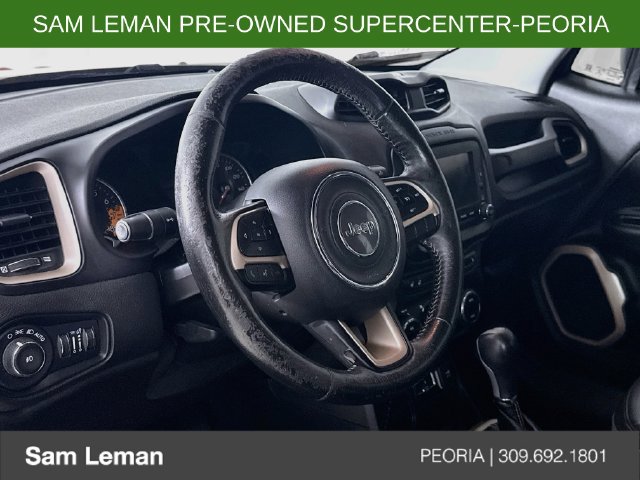 Used 2016 Jeep Renegade Limited FWD image 11
