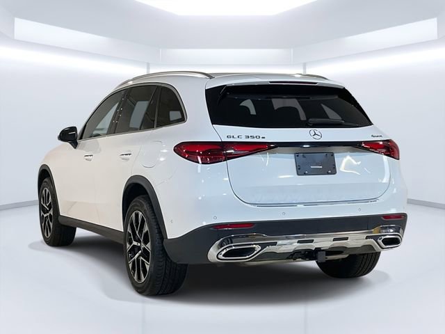 Used 2025 Mercedes-Benz GLC 350e 4MATIC image 8