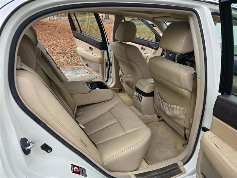 Used 2007 Kia Amanti w/ Leather Pkg image 7