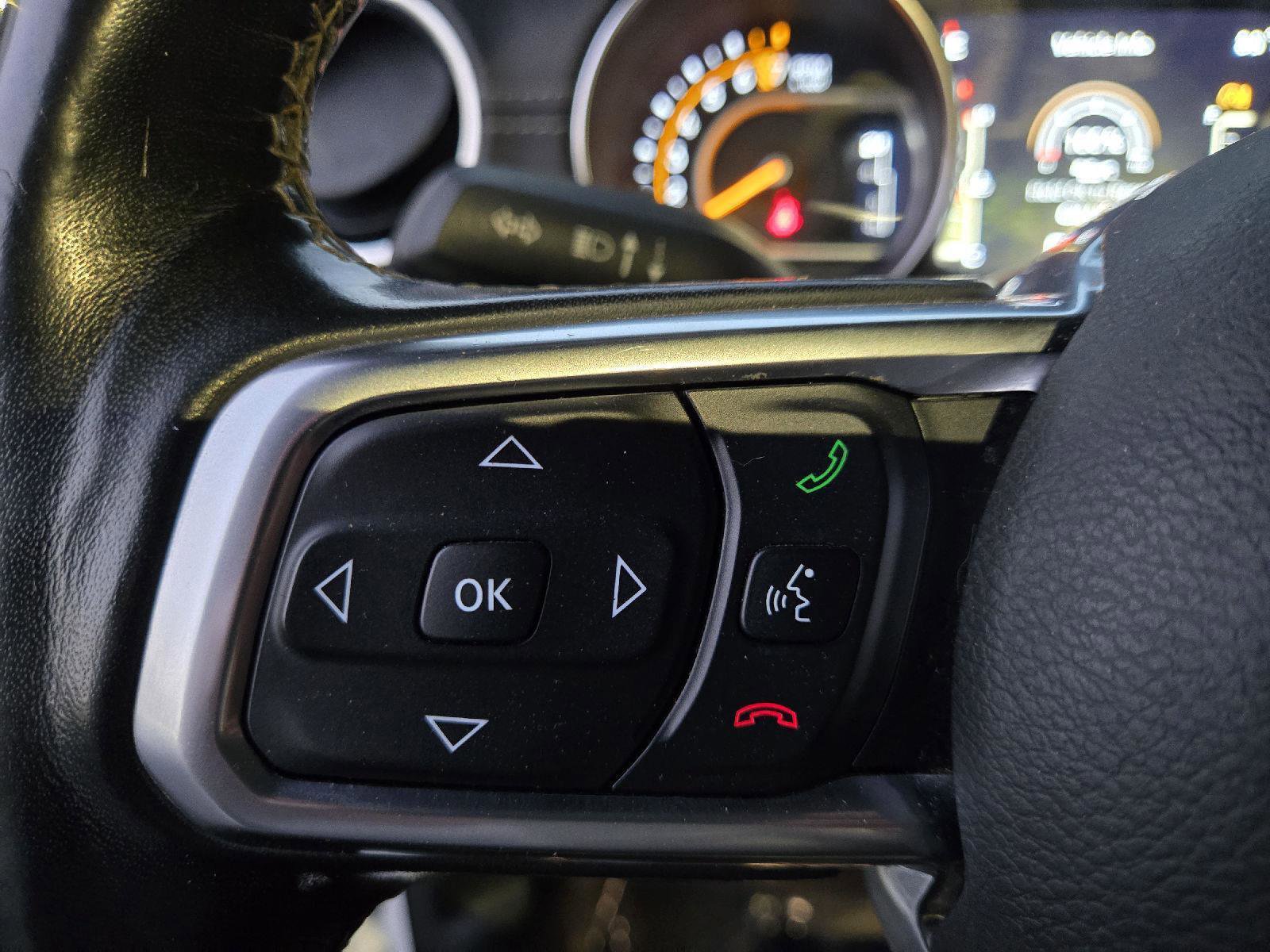 Used 2019 Jeep Wrangler Unlimited Sahara image 31