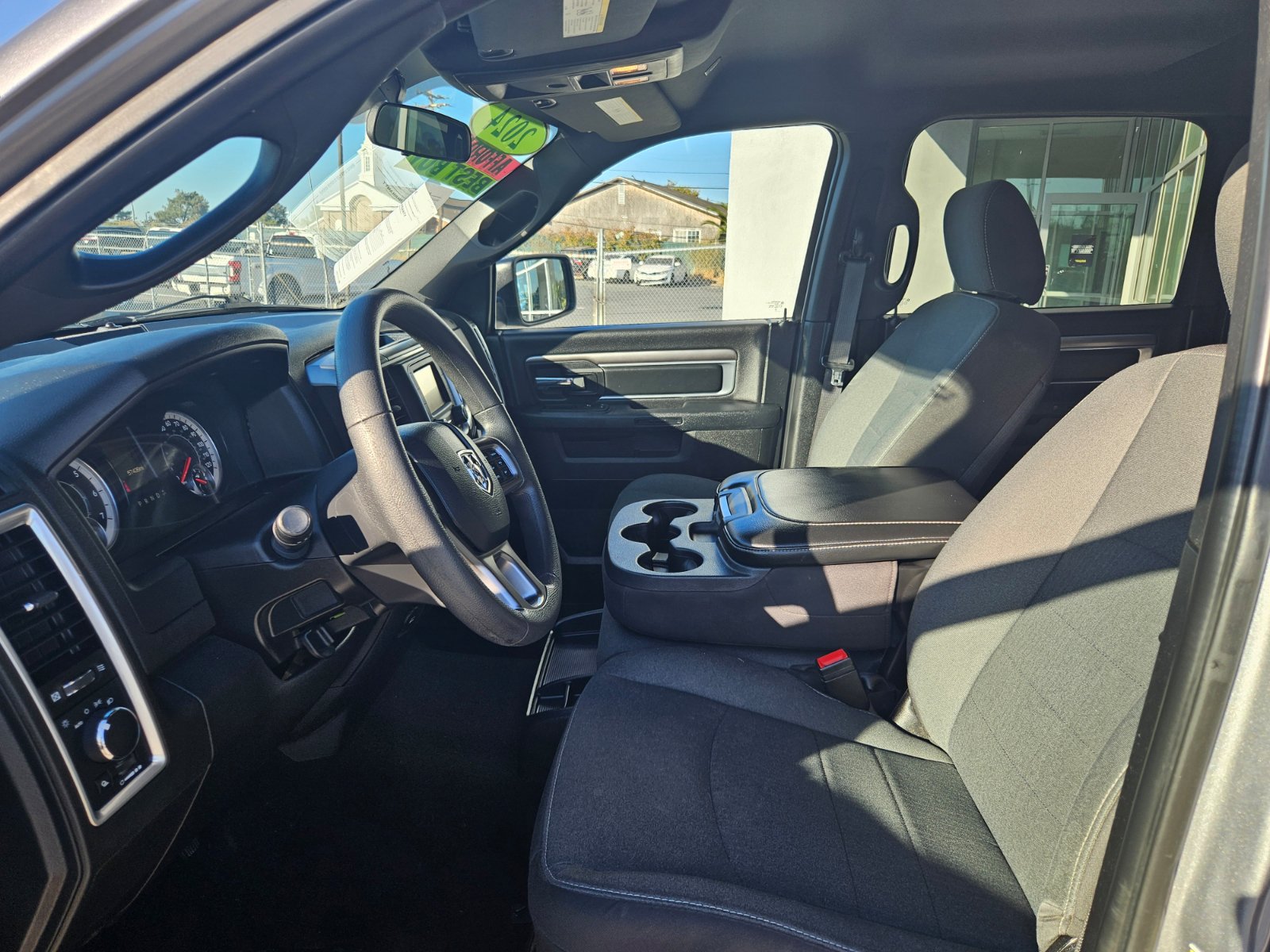 Used 2024 RAM 1500 Warlock AWD/4WD image 14