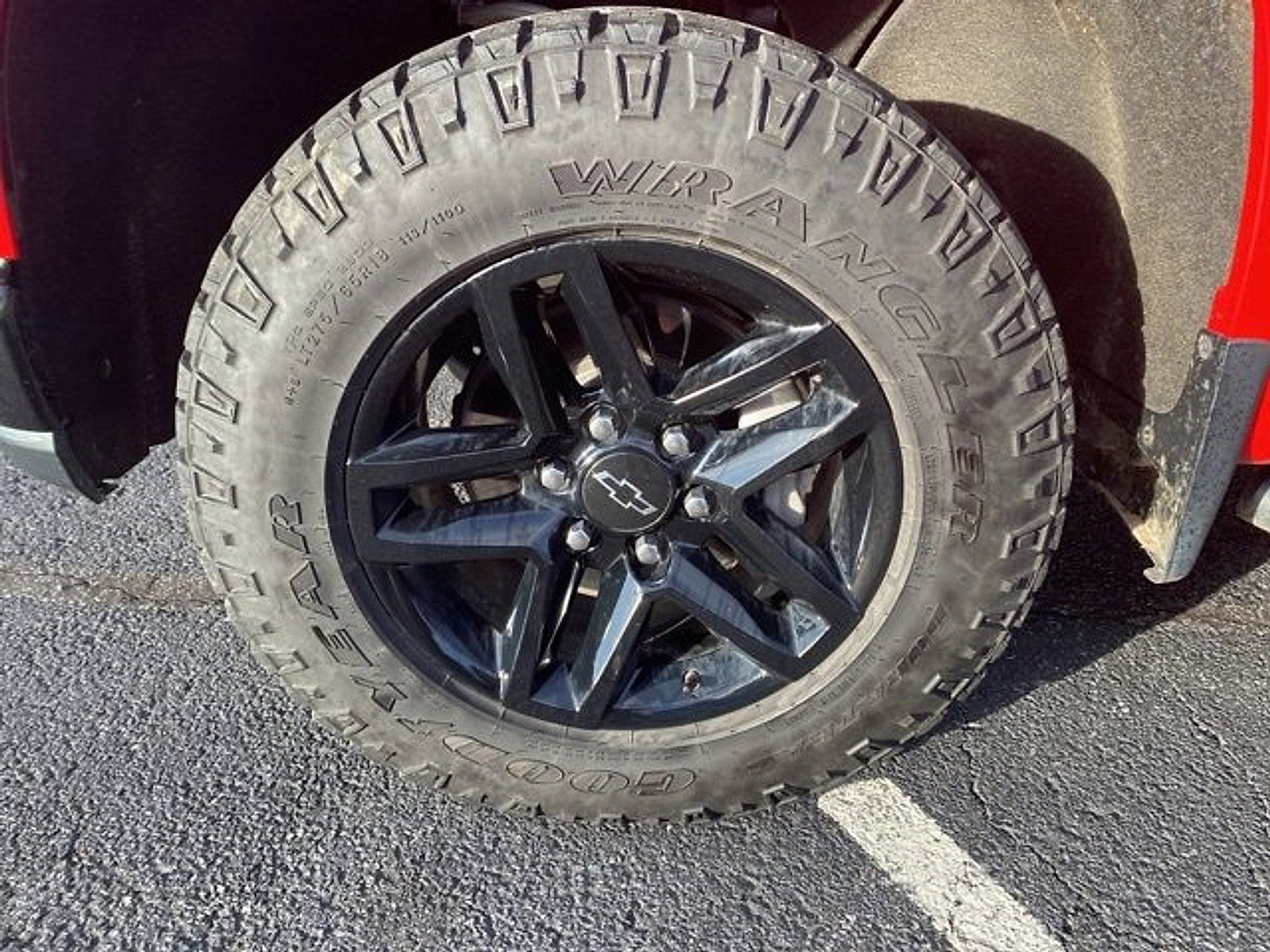 Used 2019 Chevrolet Silverado 1500 LT Trail Boss image 14