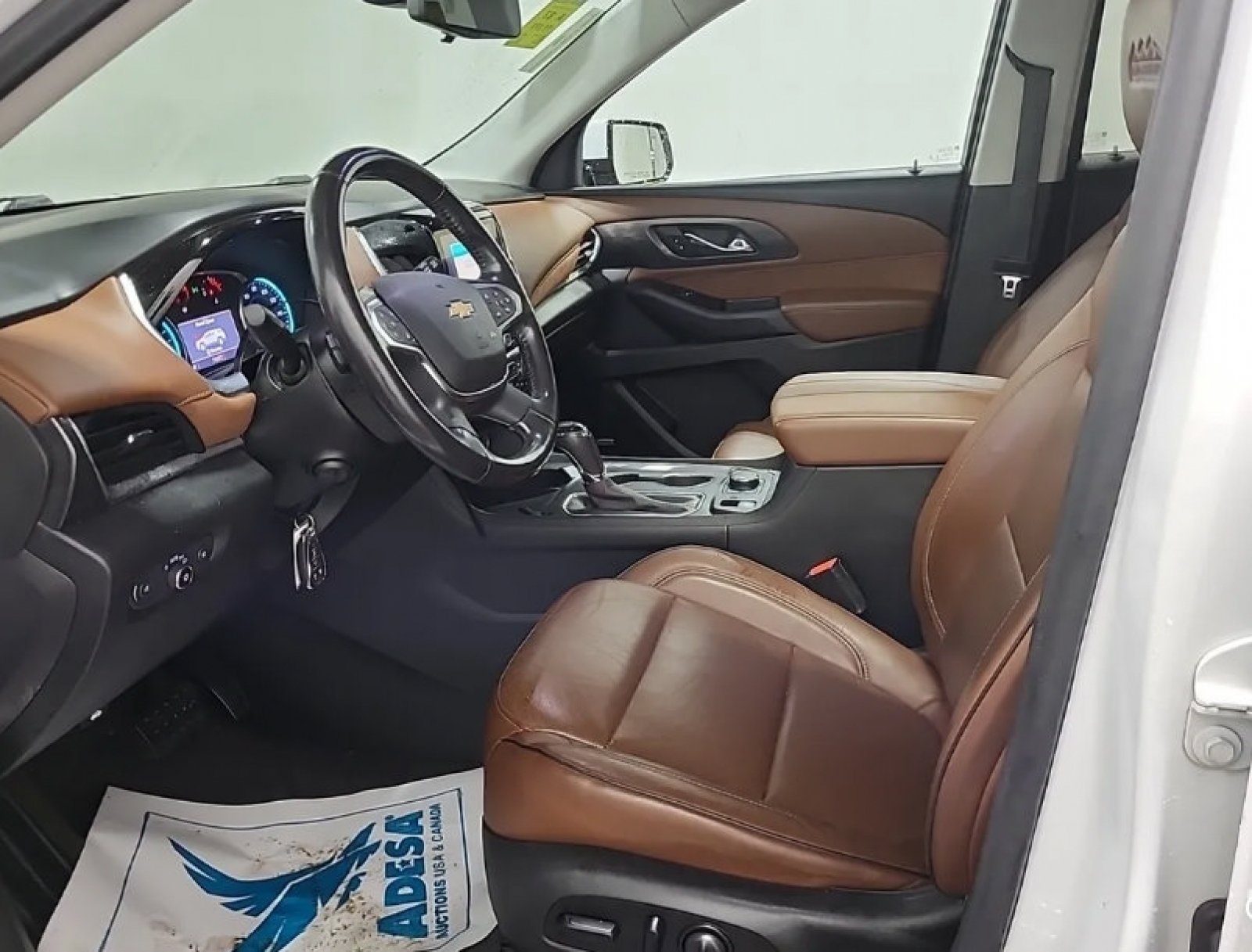 Used 2020 Chevrolet Traverse High Country w/ LPO, 'HIT The Road' Package AWD/4WD image 8