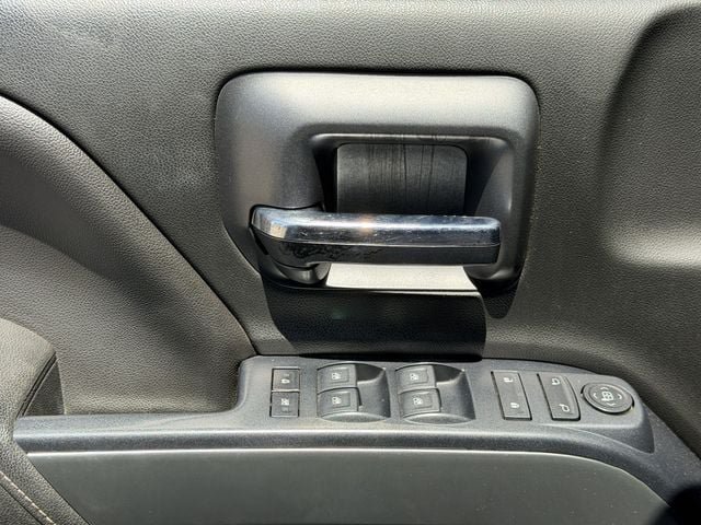 Used 2018 Chevrolet Silverado 2500 LT AWD/4WD image 21