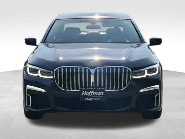 Used 2020 BMW 750i xDrive w/ Executive Package AWD/4WD image 2
