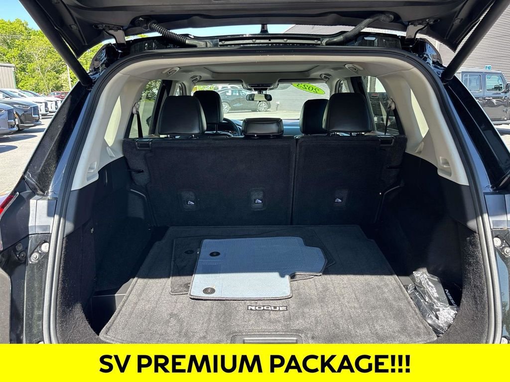 Used 2023 Nissan Rogue SV w/ SV Premium Package AWD/4WD image 13