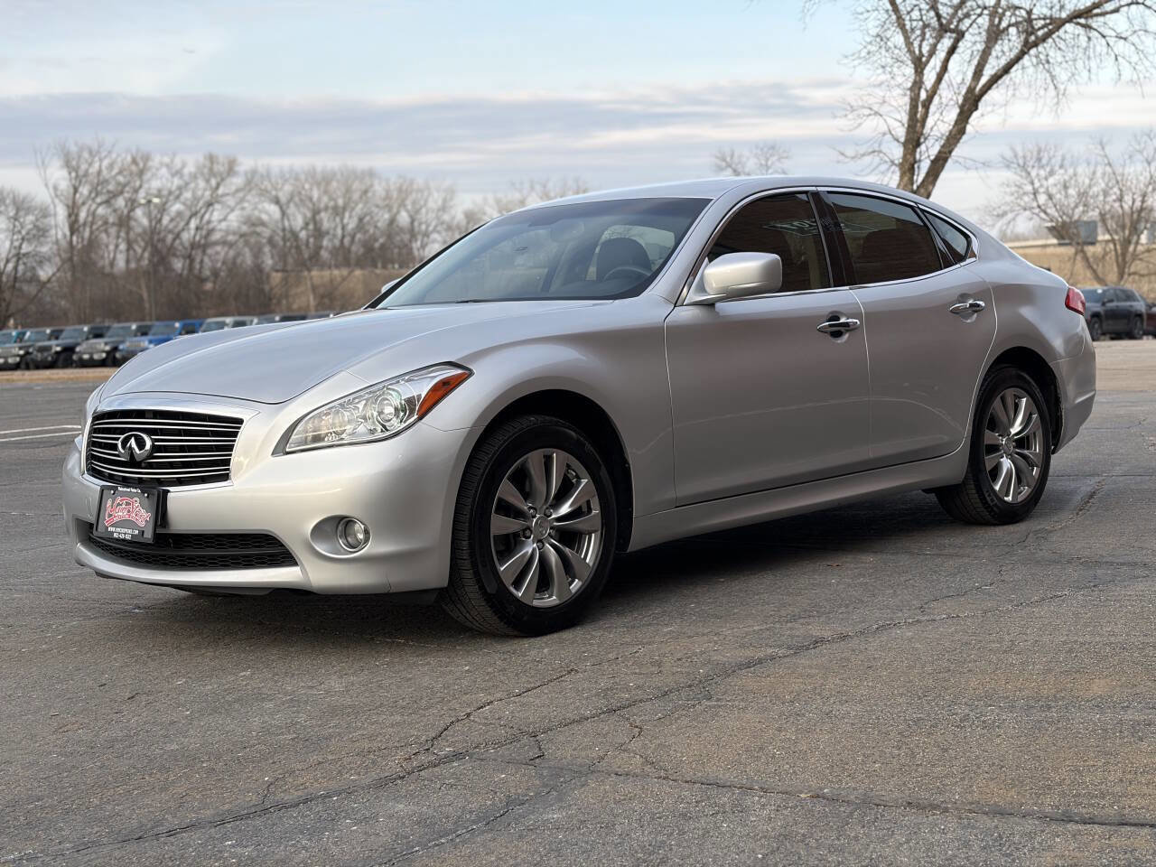 Used 2013 INFINITI M37 x w/ Premium Pkg image 3