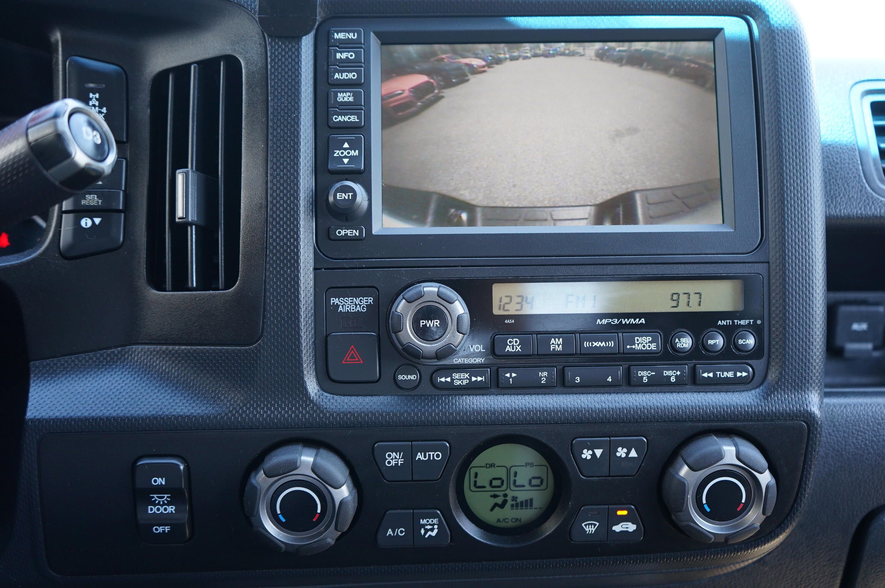Used 2010 Honda Ridgeline RTL image 18