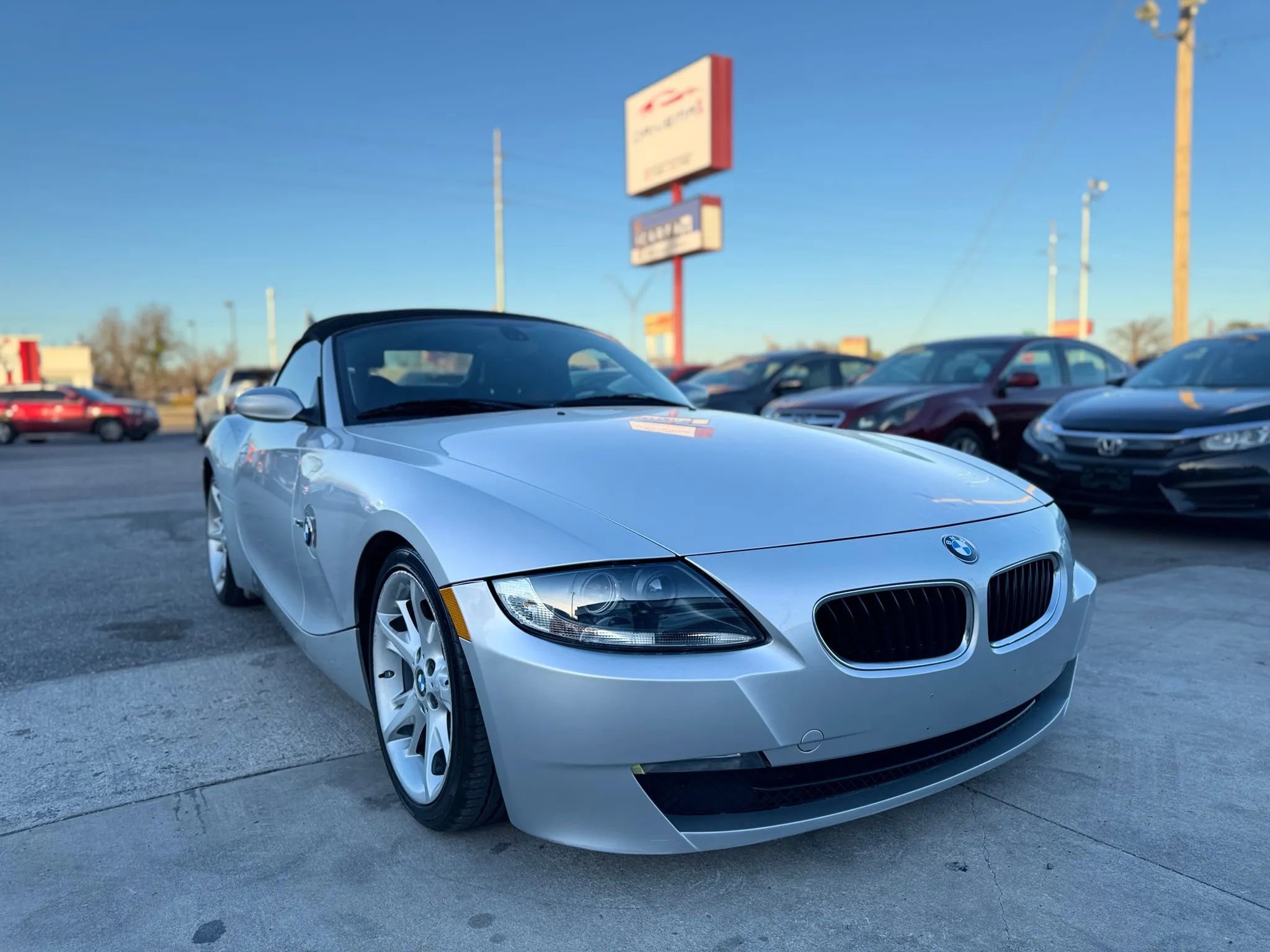 Used 2008 BMW Z4 3.0i image 32