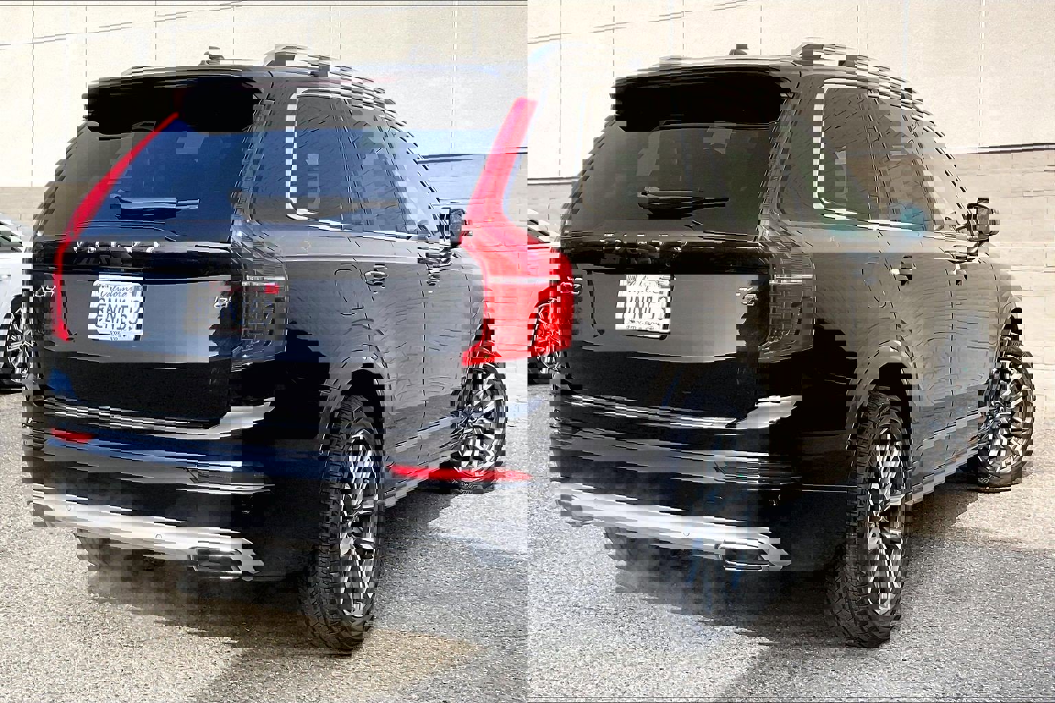 Used 2018 Volvo XC90 T6 Momentum w/ Convenience Package image 13