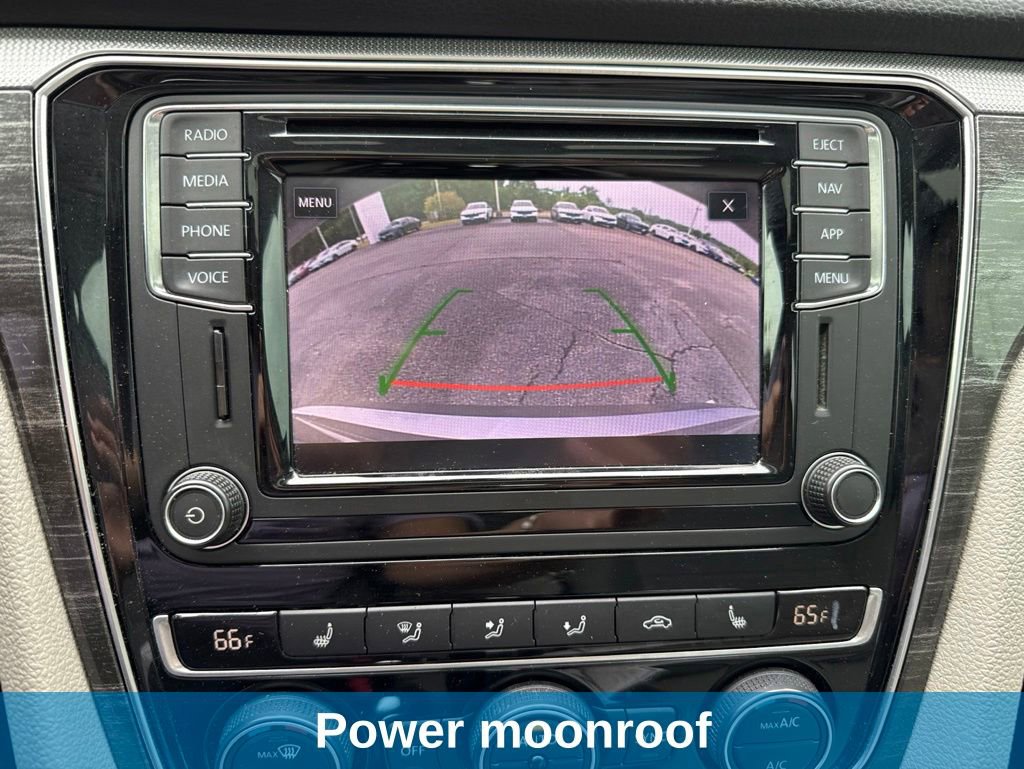Used 2018 Volkswagen Passat 2.0T SE FWD image 8
