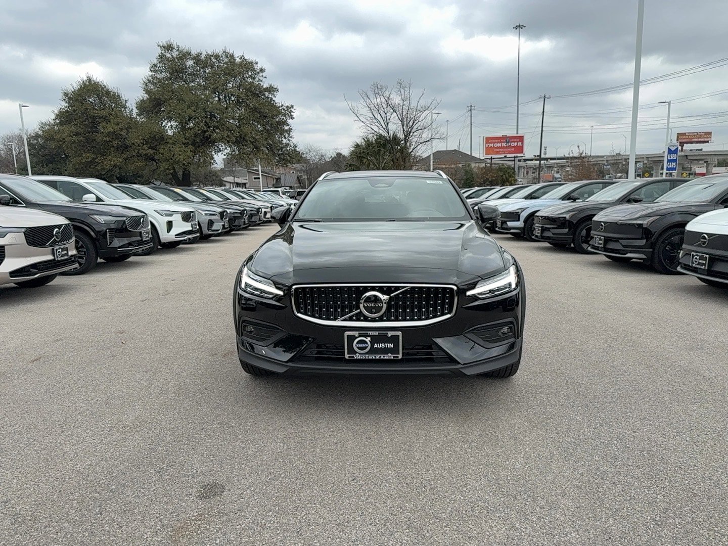 New 2026 Volvo V60 B5 Cross Country Plus w/ Protection Package Premier AWD/4WD image 8