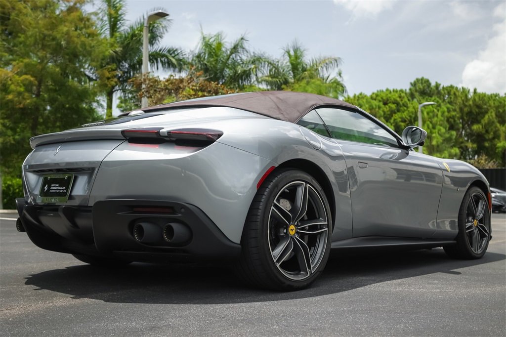 Certified 2024 Ferrari Roma Spider image 10