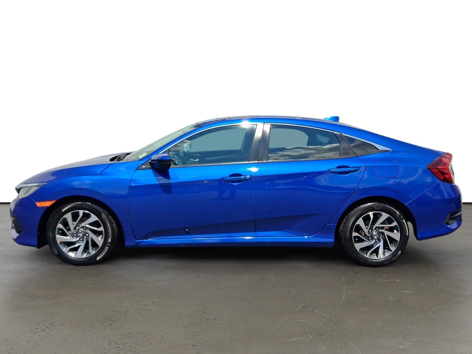 Used 2017 Honda Civic EX image 2