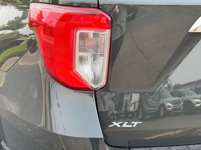 Certified 2023 Ford Explorer XLT w/ Equipment Group 202A AWD/4WD image 29