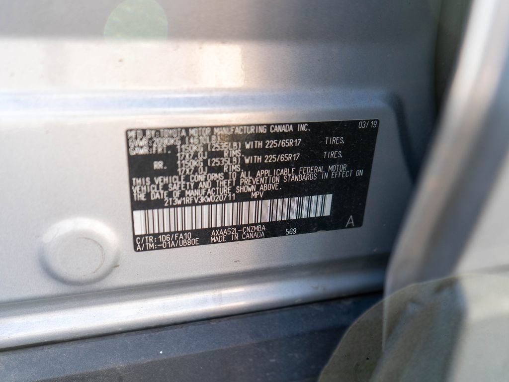 Used 2019 Toyota RAV4 XLE w/ Carpet Mat Package FWD image 27