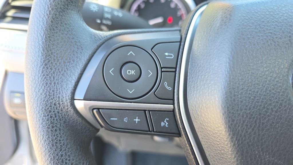 Used 2024 Toyota Camry LE w/ Convenience Package image 33