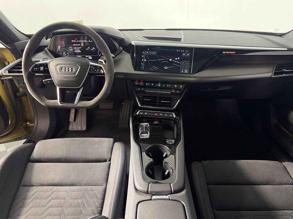 Used 2022 Audi e-tron GT Prestige AWD/4WD image 13