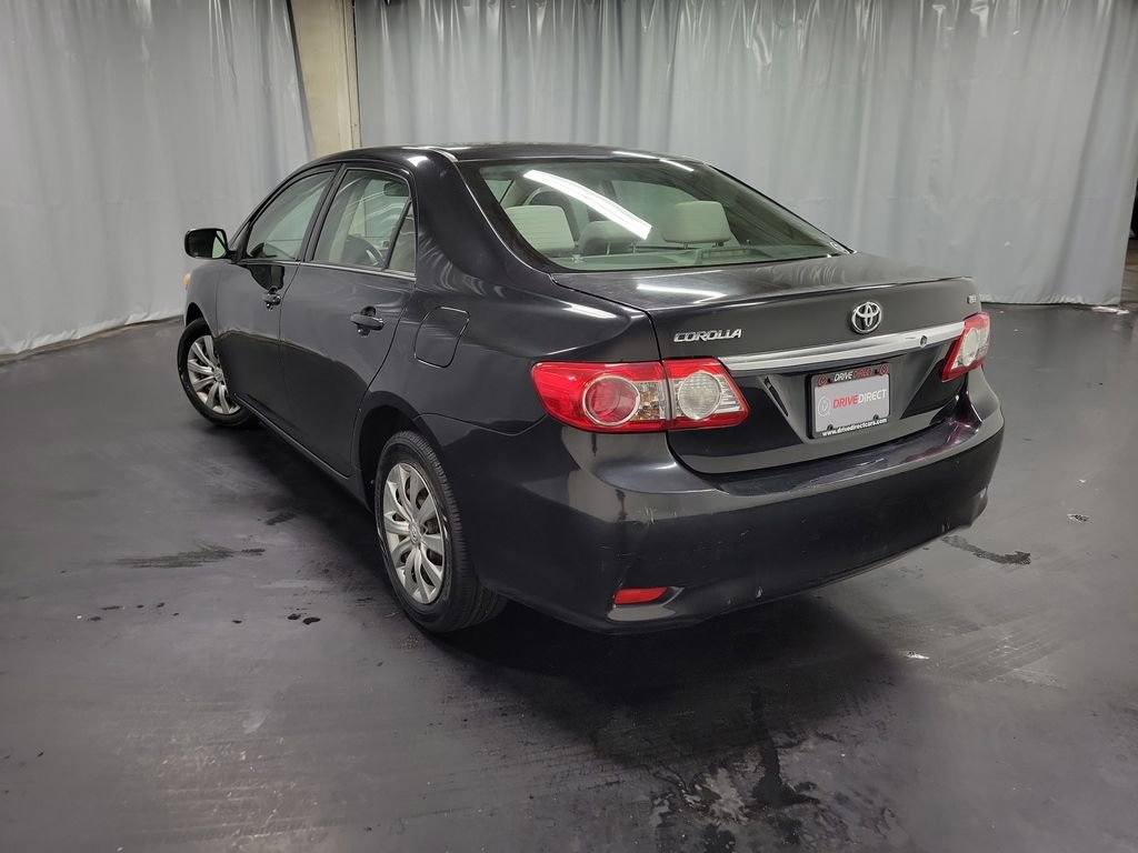 Used 2013 Toyota Corolla LE FWD image 6