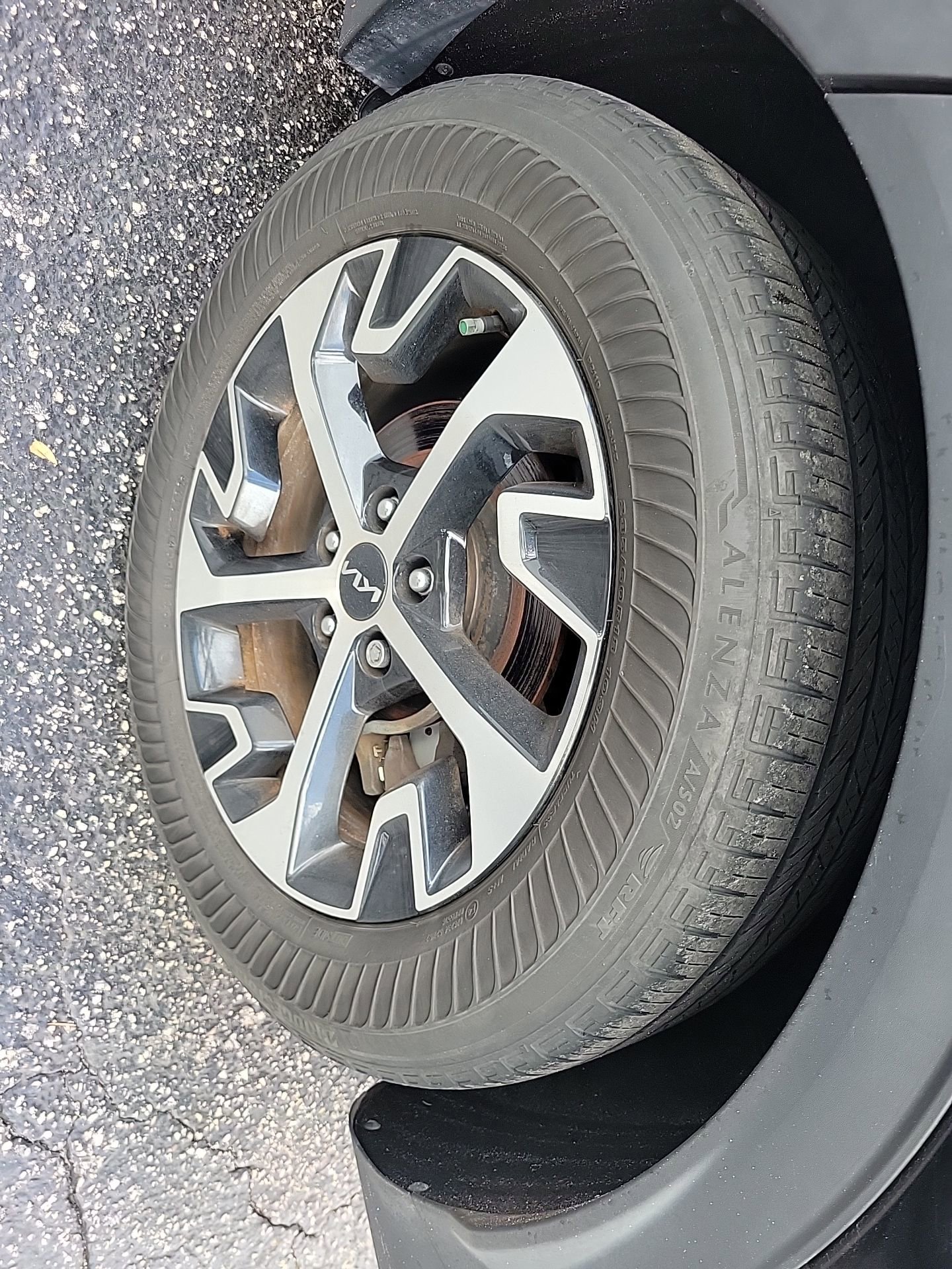 Used 2023 Kia Sportage EX image 16