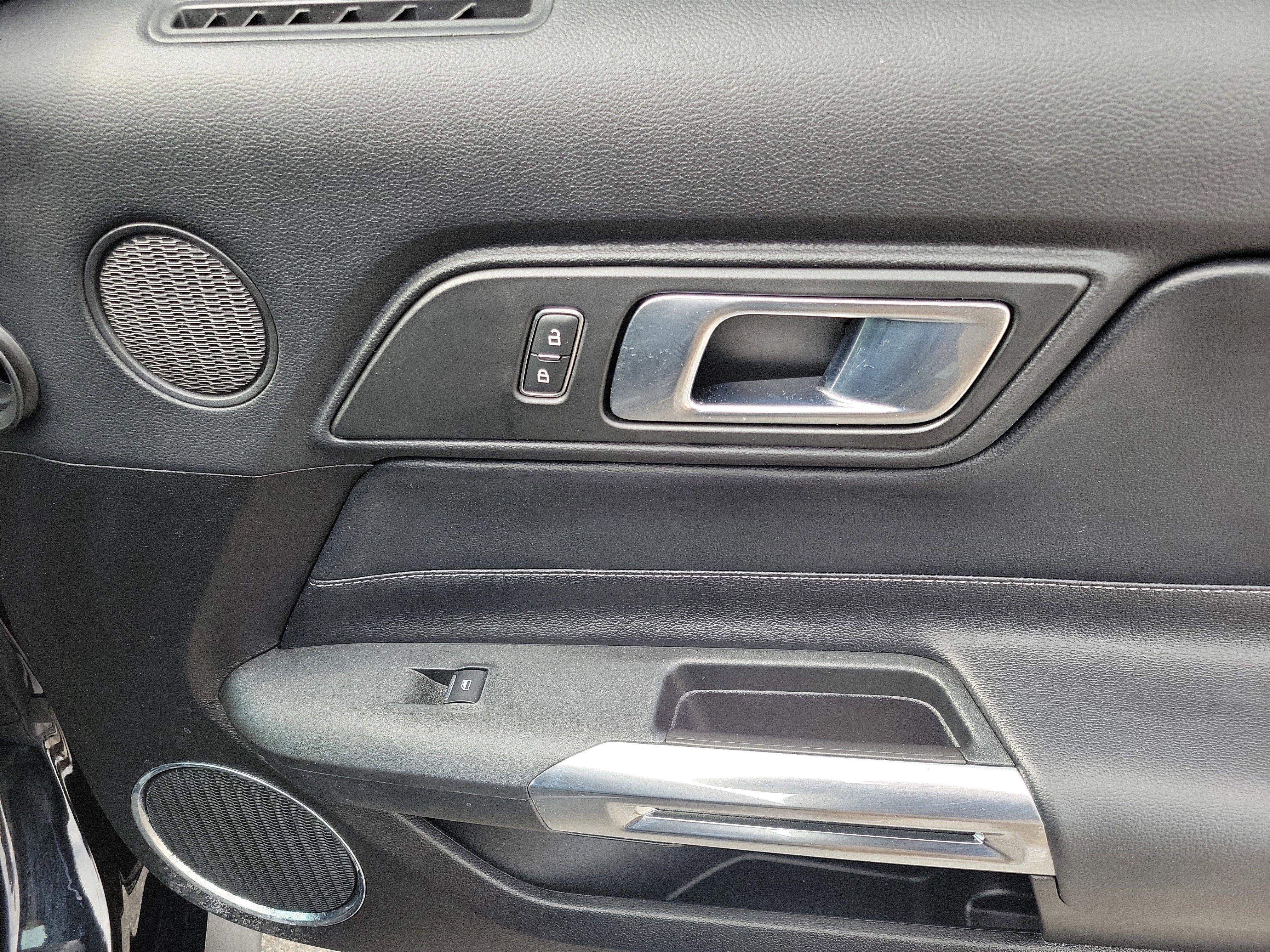 Used 2021 Ford Mustang GT Premium w/ Ford Safe & Smart Package image 25