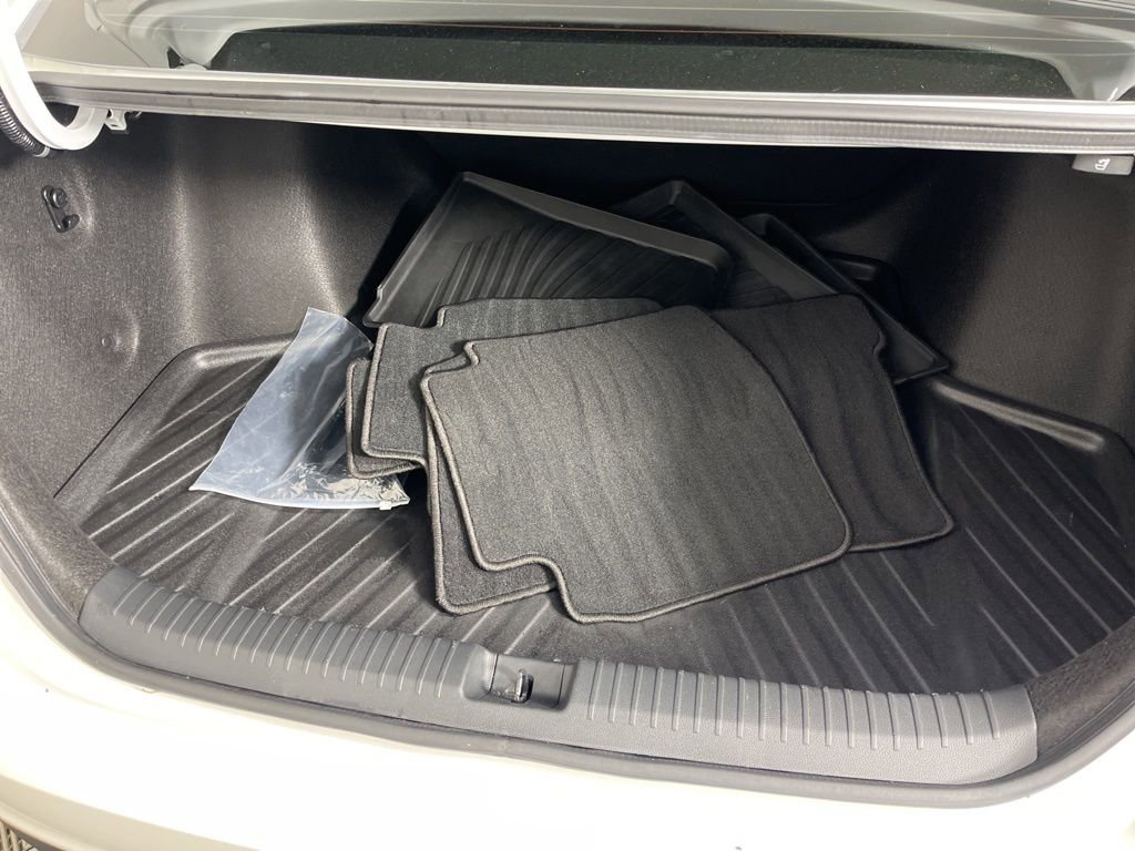 Certified 2023 Honda Accord LX image 7