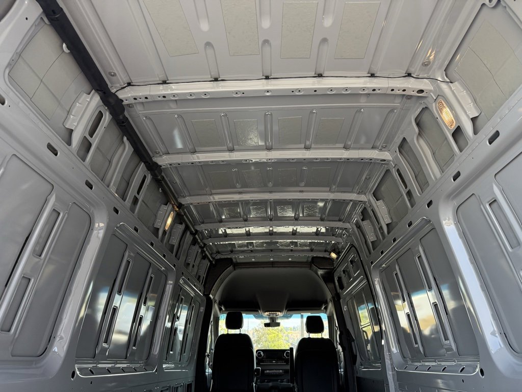 New 2025 Mercedes-Benz Sprinter 2500 image 10