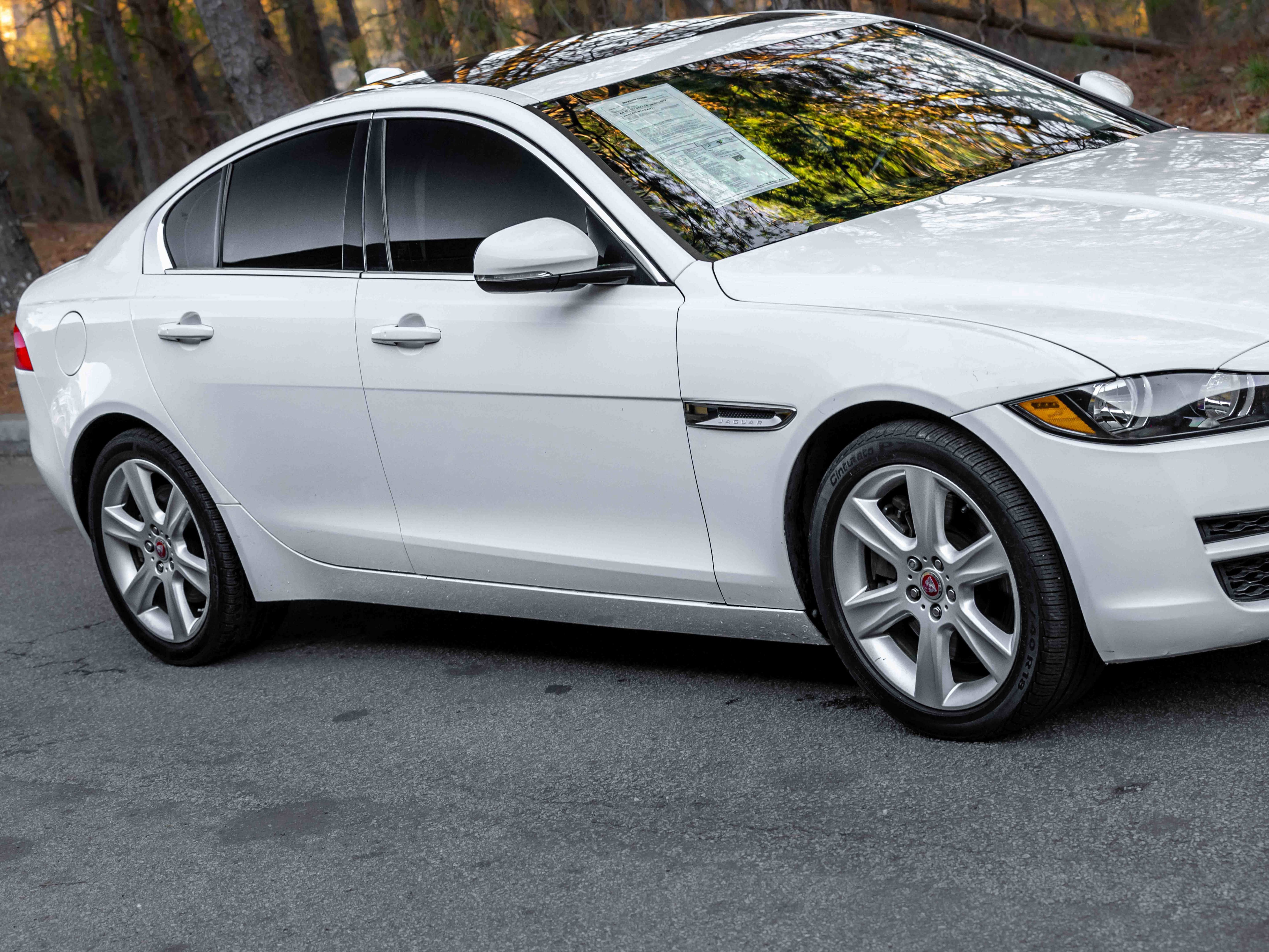 Used 2019 Jaguar XE Premium image 57
