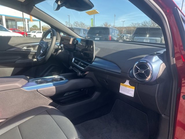 New 2026 Chevrolet Equinox EV LT image 34
