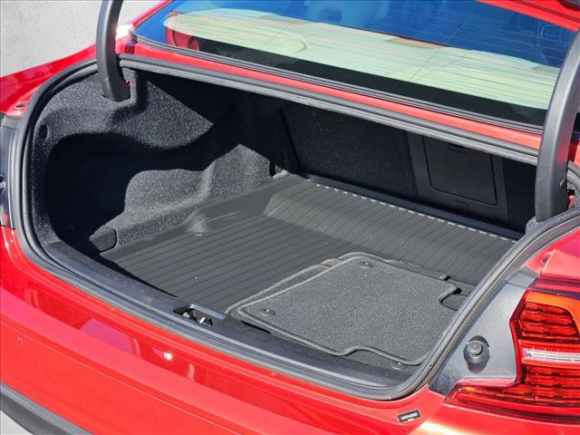 Used 2019 Volvo S60 T5 Momentum w/ Premium Package image 6