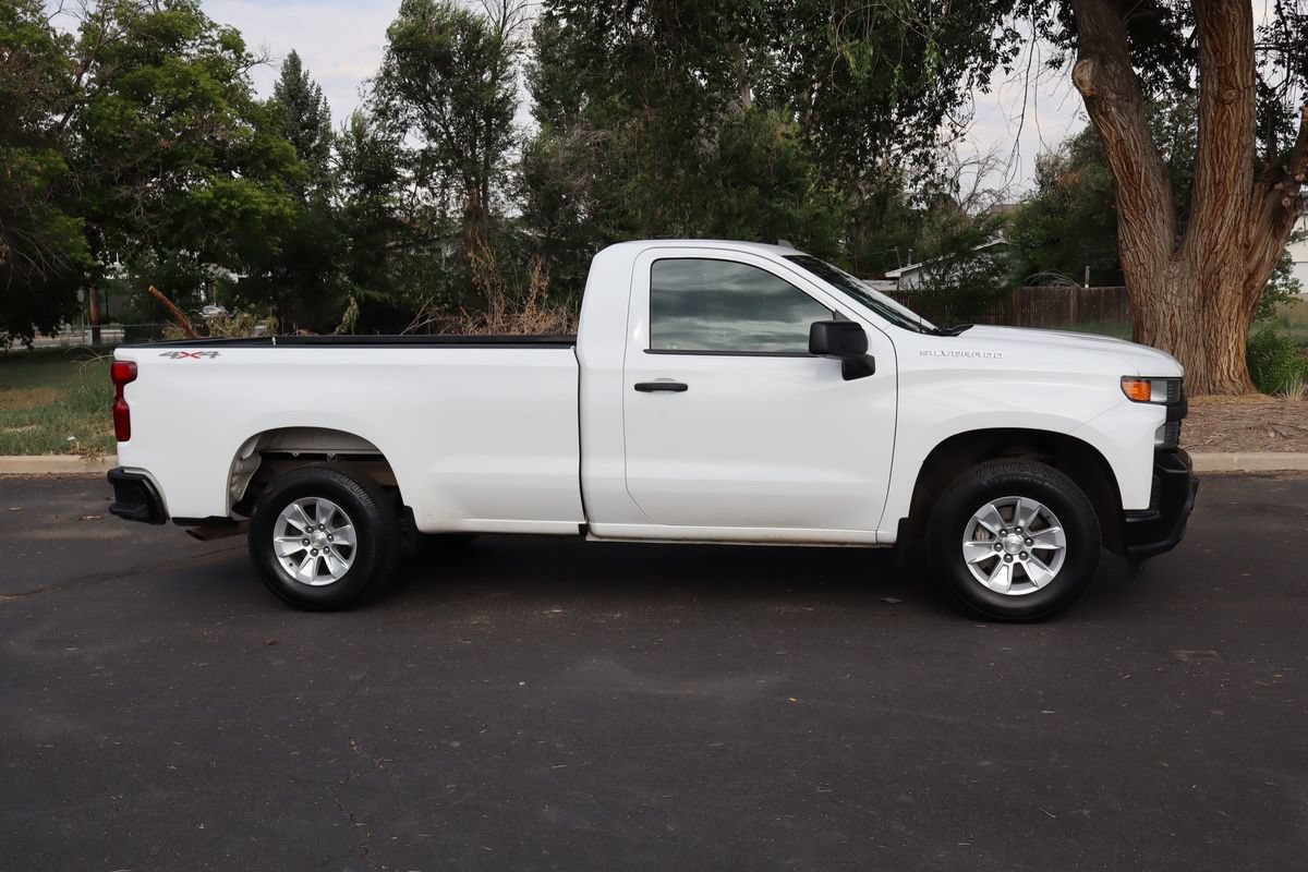 Used 2021 Chevrolet Silverado 1500 W/T w/ WT Value Package AWD/4WD image 3