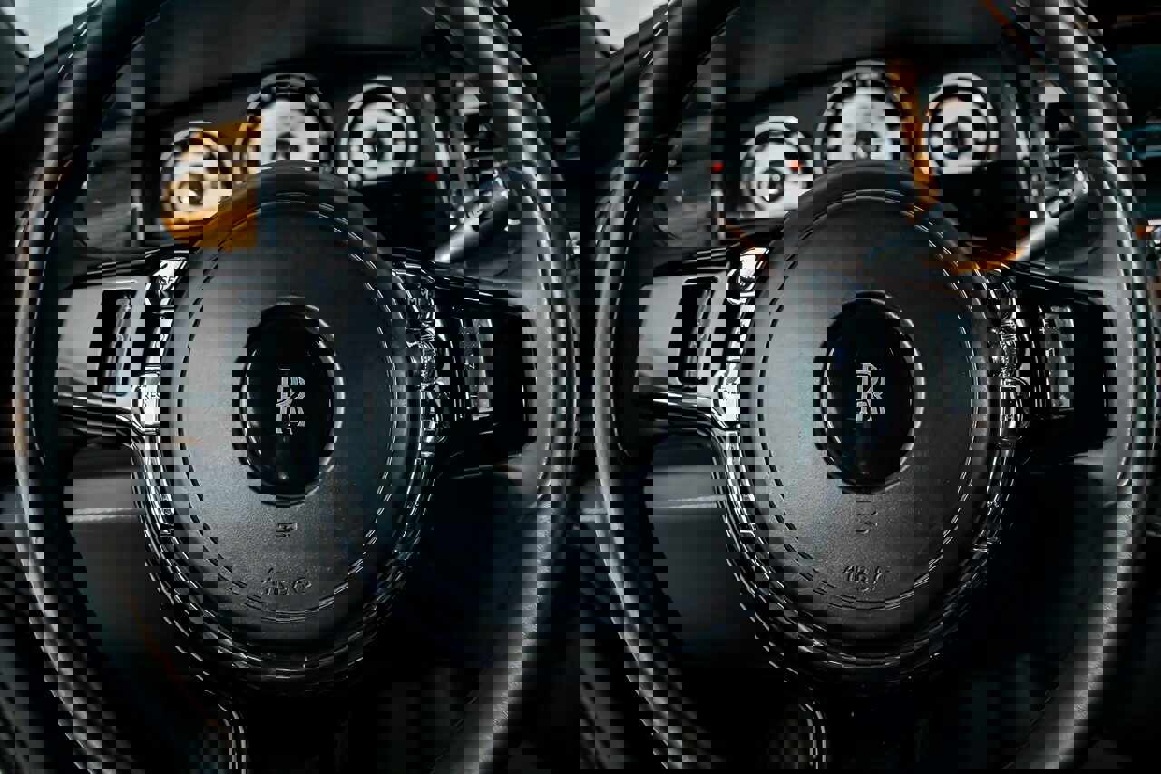 Used 2014 Rolls-Royce Wraith image 30