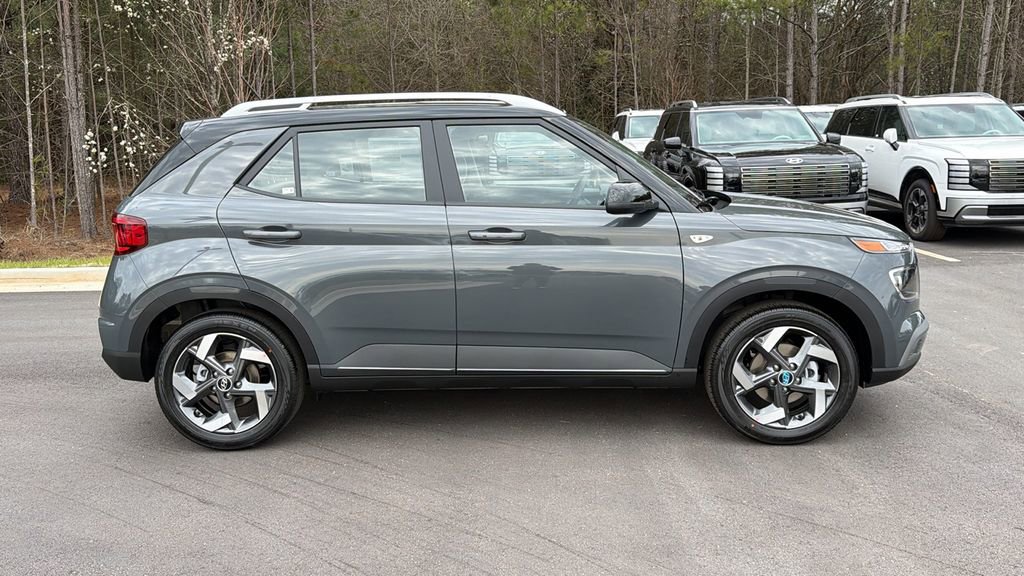 New 2026 Hyundai Venue SEL image 4