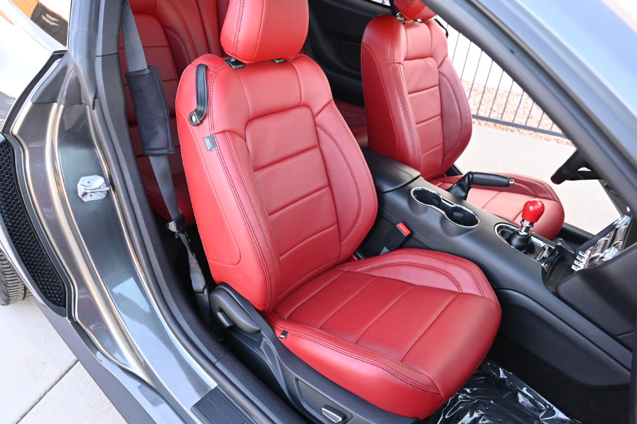 Used 2015 Ford Mustang GT Premium w/ GT Performance Package image 31