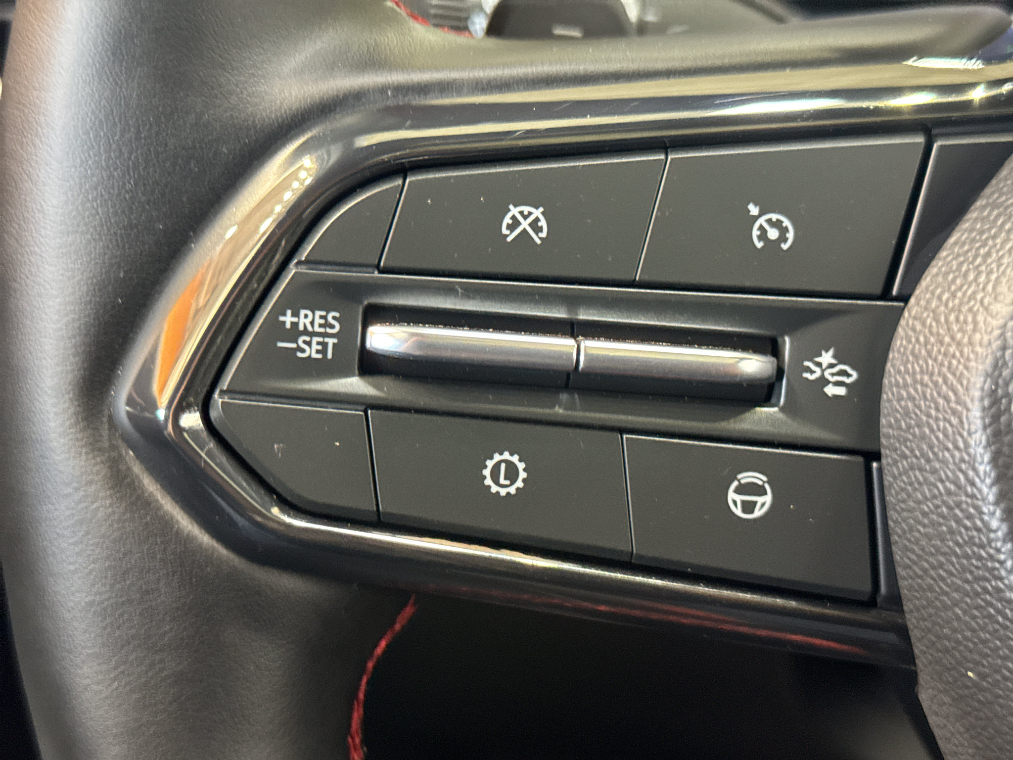 Used 2026 Chevrolet Traverse RS AWD/4WD image 26