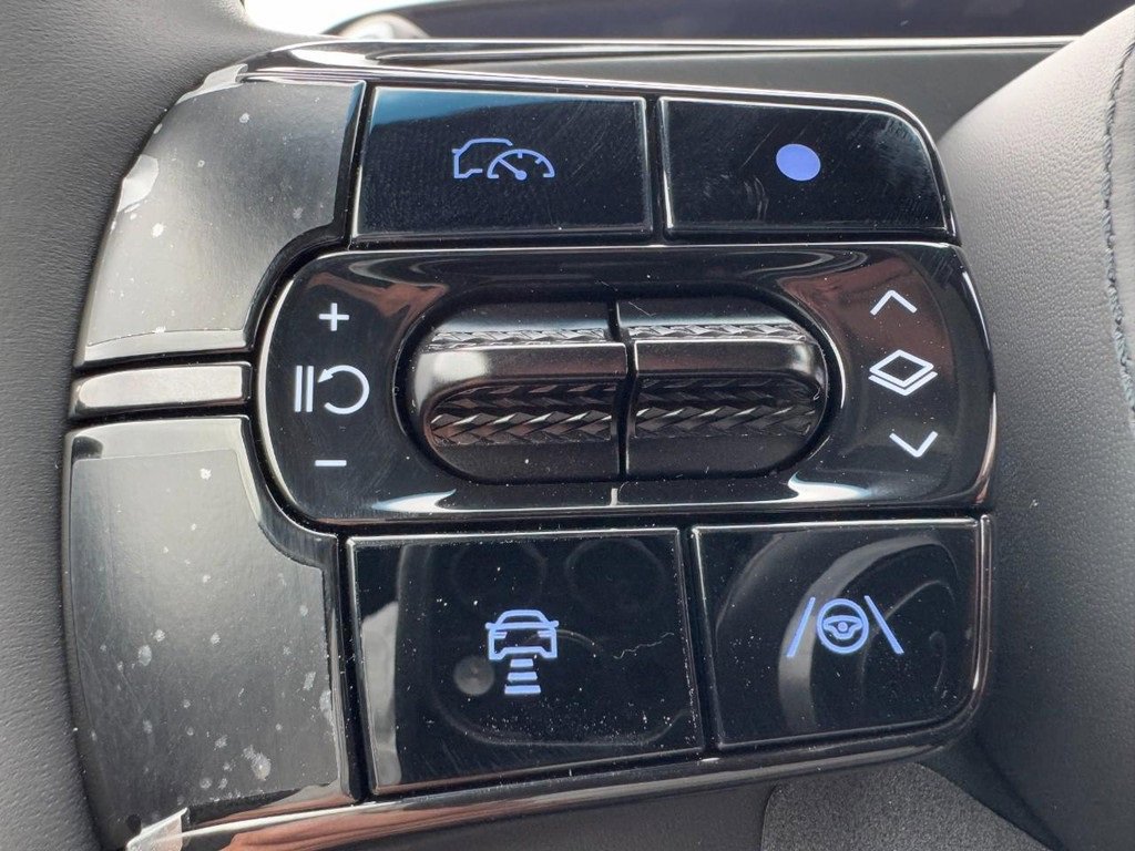 New 2026 Genesis G90 3.5T Prestige image 13